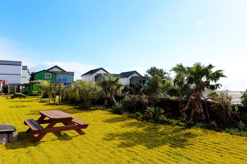 Haevichi Pension Seogwipo Esterno foto